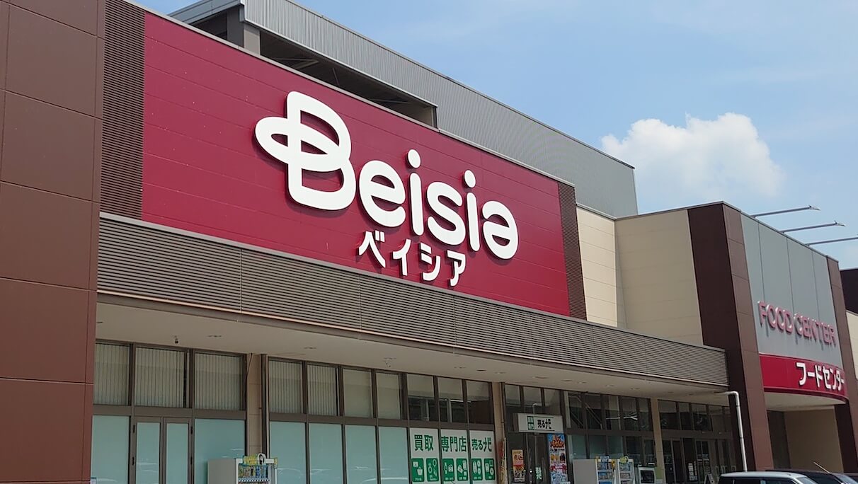 【ベイシア】店内カフェが初登場! 名物カレーバイキングに「麻婆豆腐」も登場の画像1