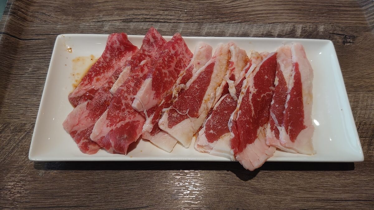 焼肉食べ放題【プレミアムカルビ】、1,848円ランチがハイクオリティすぎ! 驚がくの味に3回おかわり!の画像6