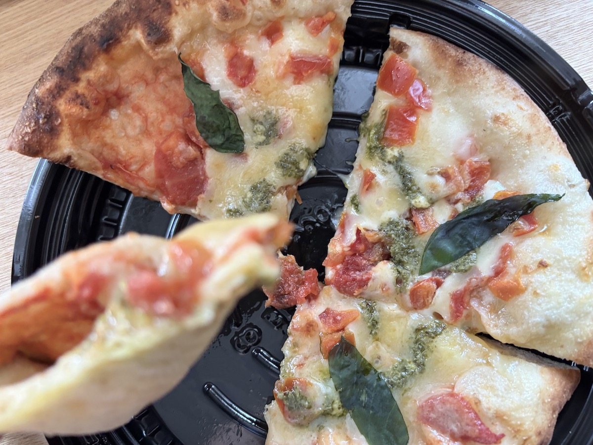 パン好きが【サミット】「ダン・ブラウン」で選ぶ! 店内ベーカリー3つ実食の画像3