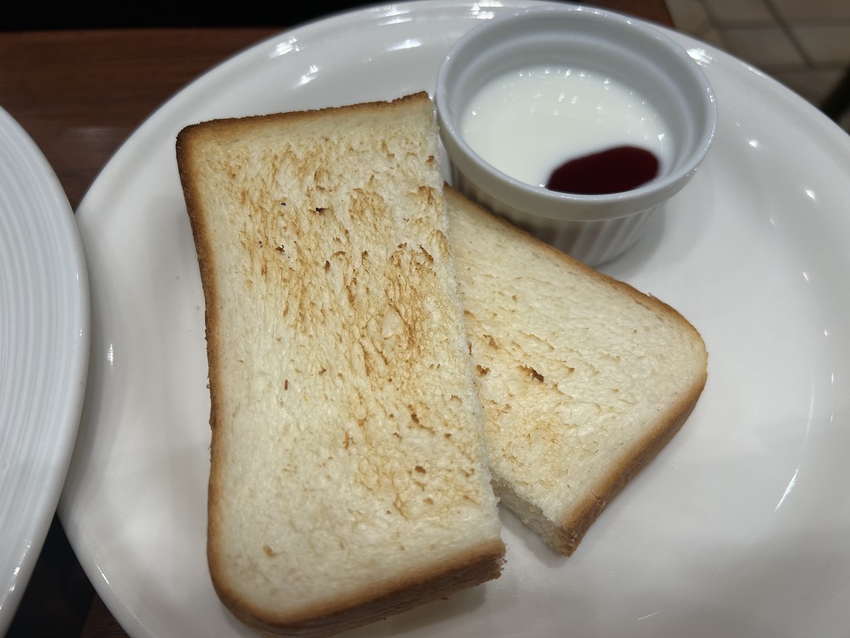 【心斎橋ミツヤ】大阪を代表する喫茶店! モーニングで満員御礼、「めっちゃでかい!」その内容は?の画像4