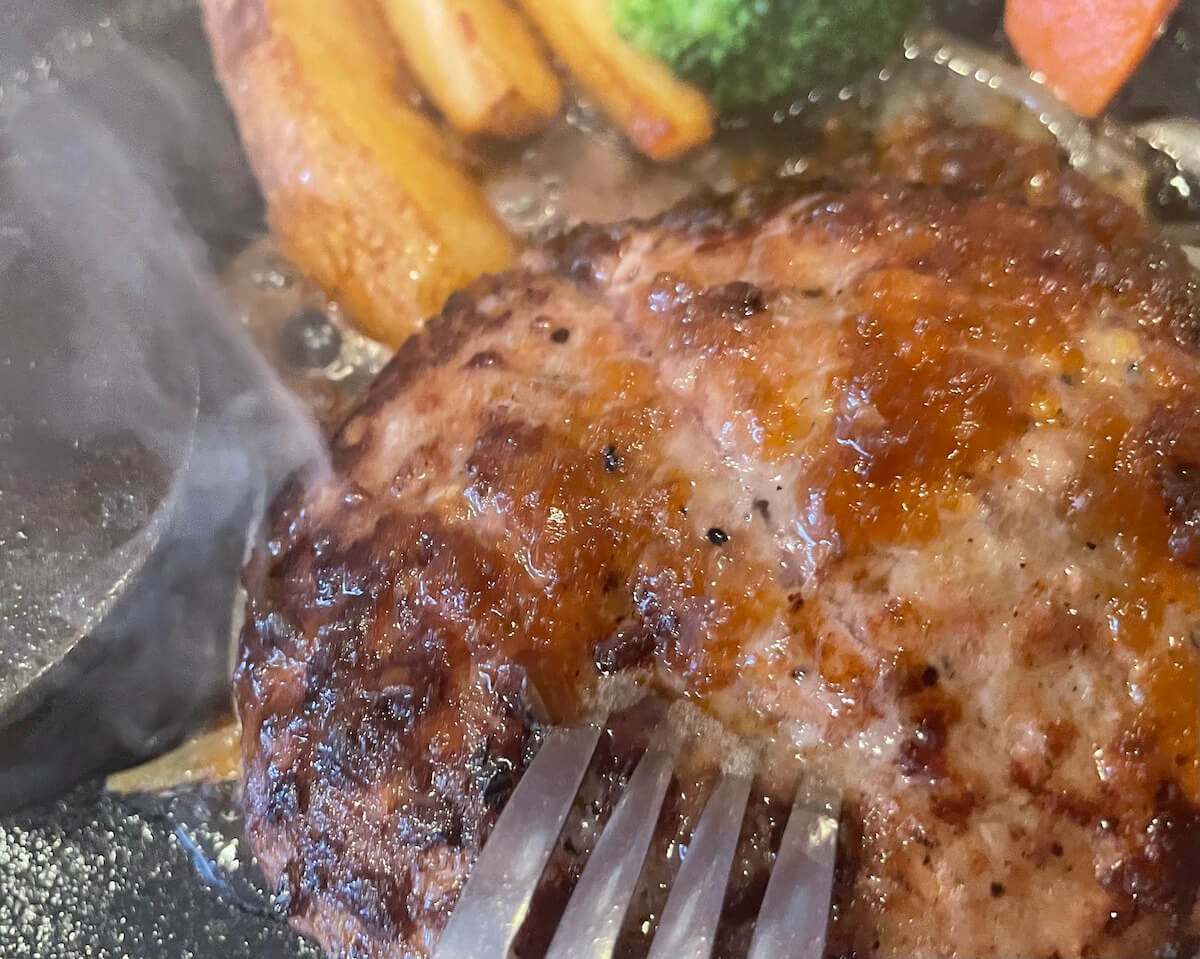 【ステーキのあさくま】1,815円ハンバーグランチは肉汁噴出でうまい!の画像9