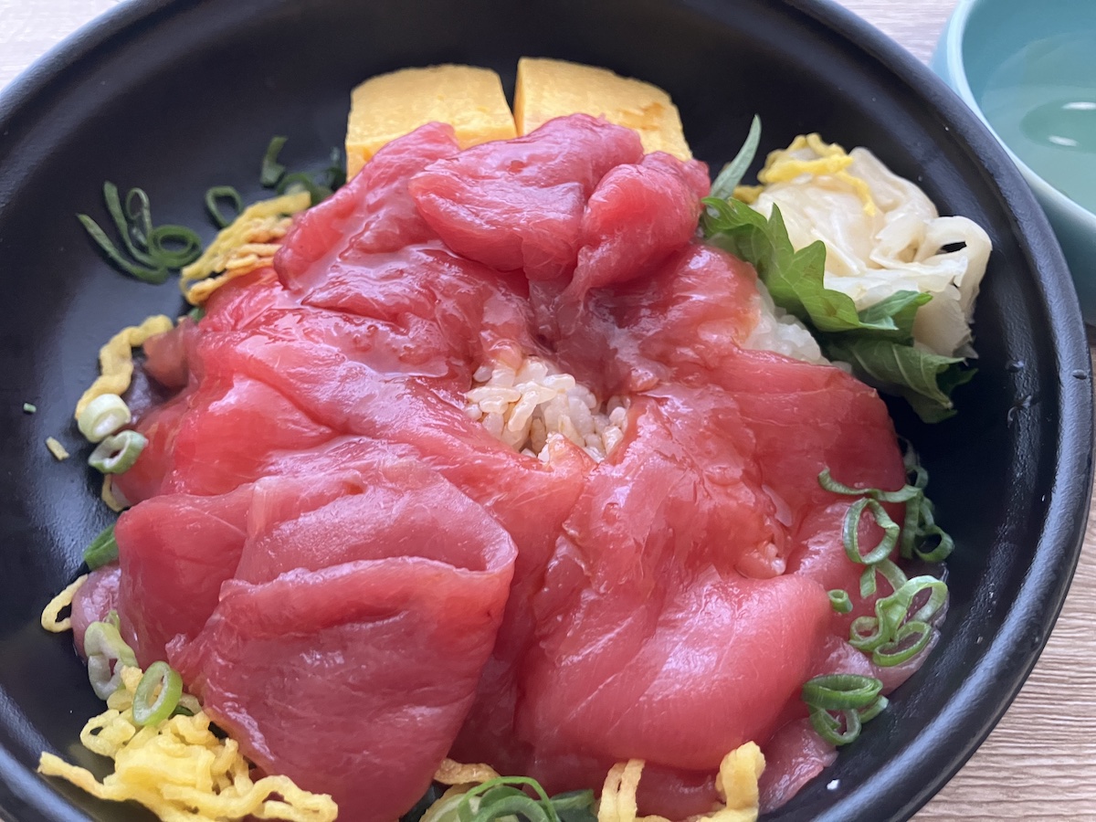 全国1位の“お魚”スーパー【ビッグヨーサン】1058円「本マグロ丼」が「角上魚類超えちゃってる!」の画像11